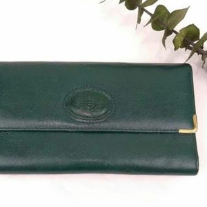 Princess Gardner Green Leather Trifold Checkbook Walley with Kiss Lock Vintage Fashion Accessory
