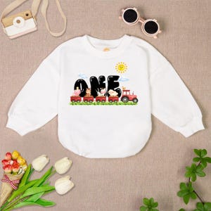 Personalized Farm Birthday Baby Romper Sweatshirt, First Birthday Baby Romper, Baby Announcement Baby Bodysuit, Newborn Outfit