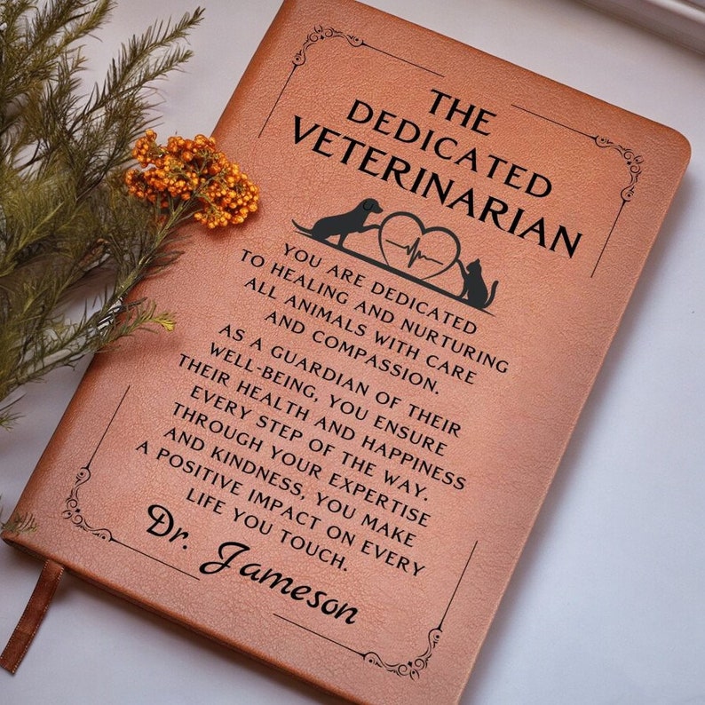 Personalized Veterinarian Gift - Veterinarian Doctor Journal, Vet Notes, Veterinary Gift, Veterinarian Office Gift, Vet School Graduation image 5