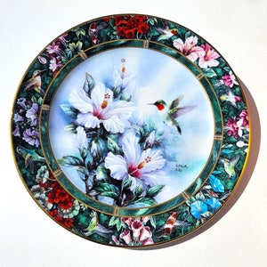 Lena Liu&#39;s The Ruby-Throated Hummingbird Collectible Vintage Plate