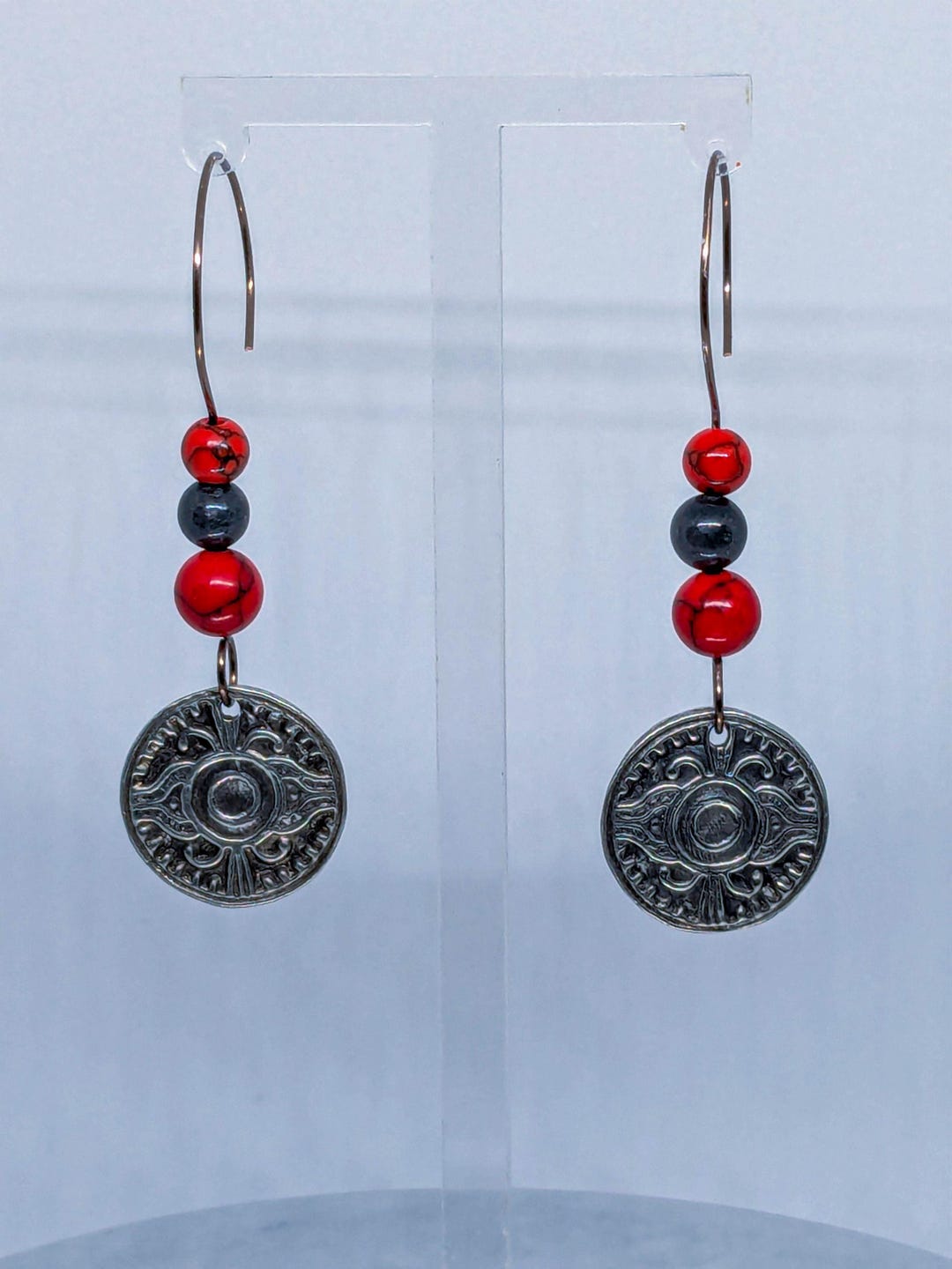 Britannia Pewter Ancient Pre-columbian Aztec Symbol Earrings: Red
