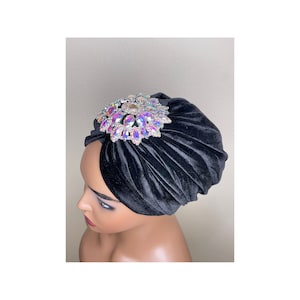 Black velvet turban, head cover