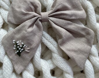 Baby’s Breath Bow