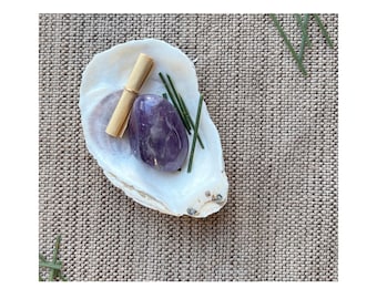 Oyster Shell Offering Bowl with Polished Stone – Altar Decor, Choose Your Crystal