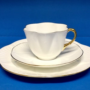 Elegant Shelley China Regency Trio