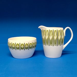 Wonderful Shelley Chyna, mid century, modern cream and sugar