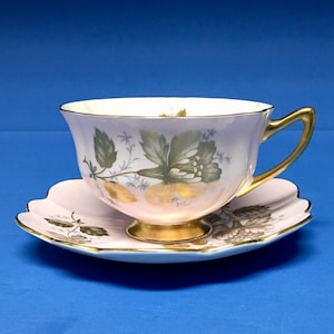 Stunning Shelley China Golden Peony Cup & Saucer
