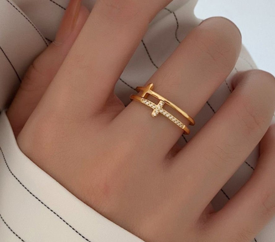 Thin gold deals cross ring