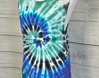 Large tie-dye tank top, Juniors/Womens
