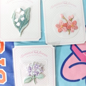 Orchid bell Cherry blossoms Hydrangeas Flower pattern Sticky Embroidered Patch cloth sticker