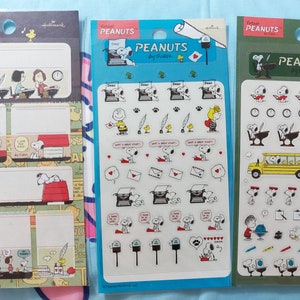 Pegatinas decorativas con patrón de letras escolares de Snoopy y sus amigos