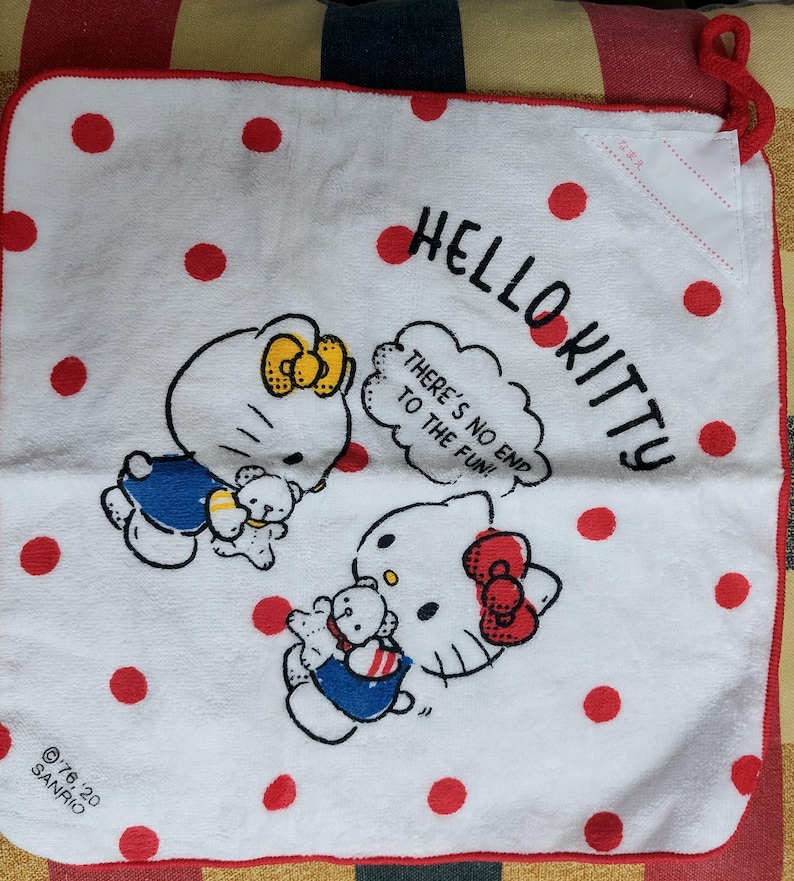 Hello Kitty Hand Towel - Thumbnail 4