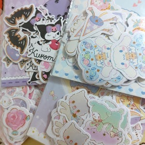 Little Twin Stars Kuromi Melody Cinnamoroll Crafts Papiermusterpackung Aufkleber - 48 Stück