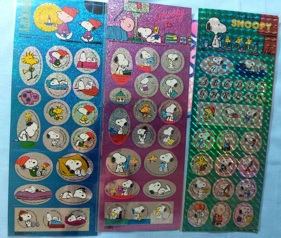 Sleep Write Letter Eating Design Snoopy & His Friends Decoration ...