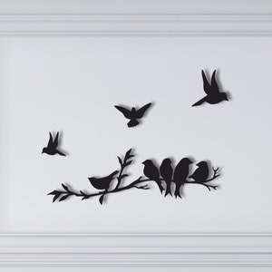 Decorazione murale con uccelli in metallo su ramo: decorazione con silhouette della natura