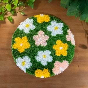 Latch Hook Rug Making Kit - DIY Craft Kit Floor Mat - Flower Bomb Green - Flower Field Design