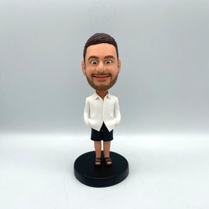 Boneco de cabeça bobblehead personalizado: presente personalizado em argila de polímero