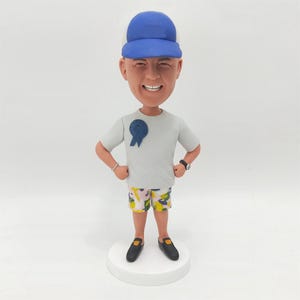 Boneco de cabeça bobblehead personalizado: presente feito à mão em argila de polímero