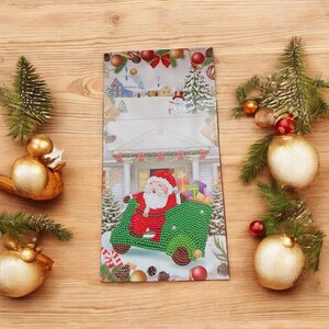 Père Noël en Vespa (7 x 7 po.), carte de Noël, ornée de dizaines de mm carrés, de résine brillante colorée et/ou de diamants en cristal.