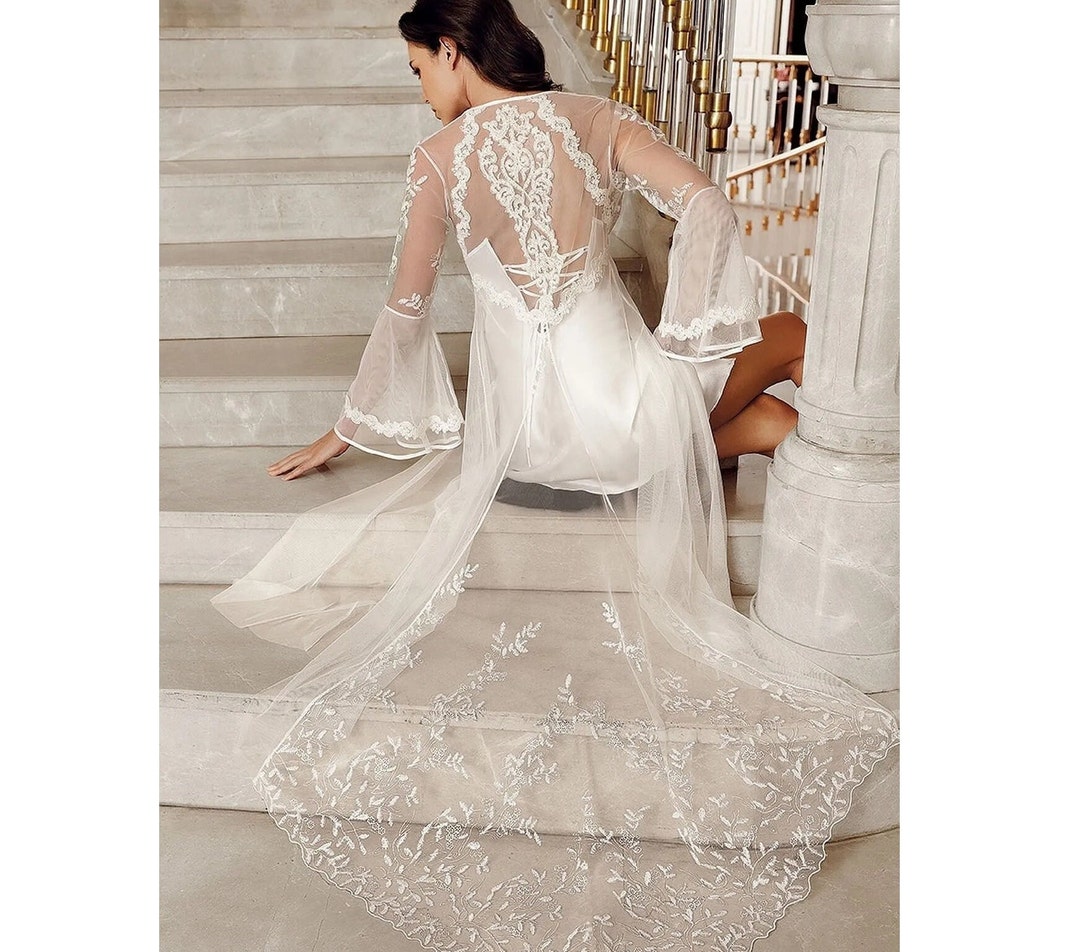 Luxurious Lace Satin Bridal Lingerie Set with Nightgown & Robe - 7 Colors Next Day Shipping main image 0
