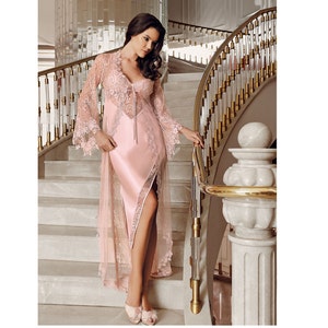 Satin Women Nightgown and Robe Set,Powder Nightgown,Powder Lace Robe, Bridal Shower, Bridal Gift, For Honeymoon,Wedding Nightgown,Tulle Robe