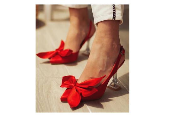 Scarpe da donna con fiocco rosso, scarpe da sposa in raso rosso