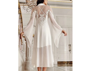 Ecru Bridal Lingerie,Wedding Lace Nightgown Set,Bridal Nightgown and Robe Set,Lace Nightgown,Bridal Shower,Bridal Gift,Bridal Peignoir Set