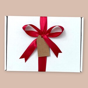 Cadbury Chocolate Box | Thank You Chocolate | Fathers Day | Just Because Gift | Birthday Hamper | Letterbox Gift | Thinking Of You Gift immagine 7