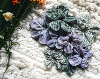 Chouchou scrunchie fleur / Grande fleur ou petite fleur / chouchou printemps