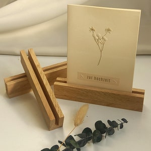 Kartenhalter aus Eichenholz Format A5 / Fotohalter Holz rustikal / Tischkalender Holzfuß / Holzleiste Fotos lang