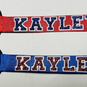 Pom-Pom Tags