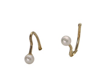 Pearl Studs Backless