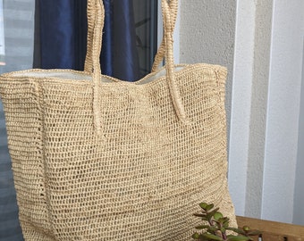 Summer crochet raffia bag, women's straw gift basket, beach bag, travel tote bag for beach holidays, women's handbag, crochet raffia bag