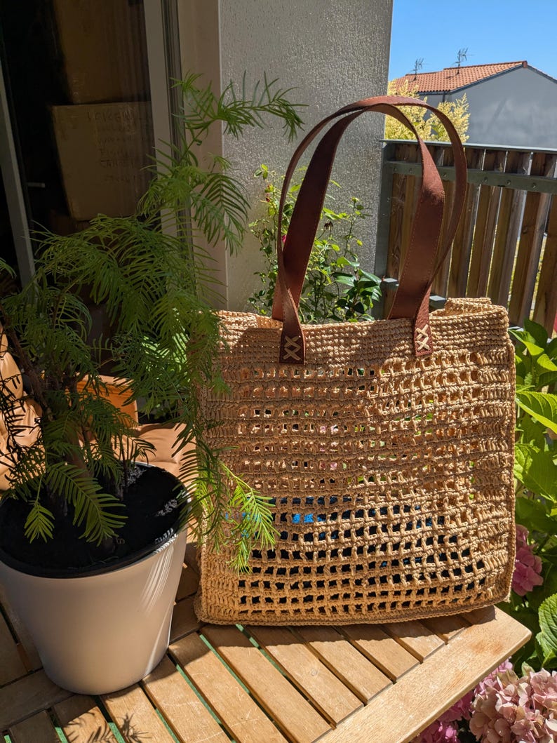 Basttasche, Häkeltasche, Sommertasche, Basttasche für Damen, Strandkorb, Strohtasche, Bastkorb, Basthandtasche, Boho-Tasche, handgefertigte Tasche Bild 4