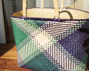Handmade straw beach bag, straw gift basket, tote basket, summer basket, summer raffia basket