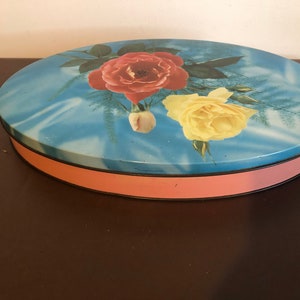 Vintage Cadburys Bros Ltd biscuit Tin