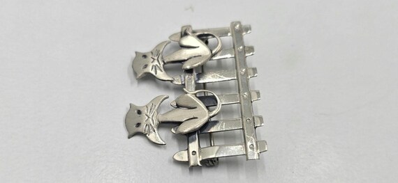 Signed Beau Sterling Silver Cat Brooch: Two Kitti… - image 5