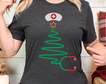 Verpleegster Kerst shirt, Verpleegster Kerstcadeau, Cadeau voor Verpleegkundigen, Minimalistisch Kerstshirt, Stethoscoop Kerstboom, Leuke Kerstverpleegkundige