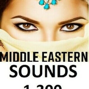 Op de afbeelding: Een close-up van de ogen van een vrouw met dramatische eyeliner. Ze draagt ​​een turquoise en gouden hoofdtooi. De tekst "MIDDLE EASTERN SOUNDS 1,300" staat onder de afbeelding.