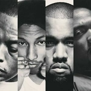 Puede incluir: Foto en blanco y negro de cuatro caras de hombres. Los hombres miran todos a la cámara. La foto está recortada para mostrar solo sus caras.