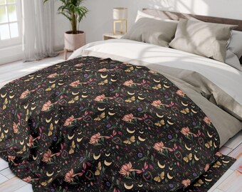 Witchcore blanket Bugs Florals Fleece Blanket Dark Academia, Cottagecore Throw Blanket, Whimsigoth Boho Botanical Decor, Maximalist Moody