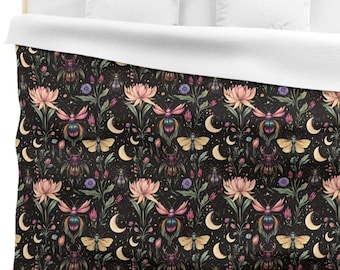 Пододеяльник Twin Bugs Celestial: Moth Flower Cottagecore