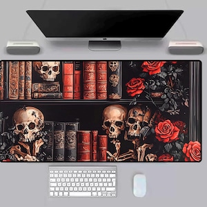 Gothic Bücherregal Schreibtischmatte: Dark Academia Büro Dekor