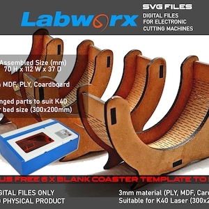 Può includere: File SVG per un porta sottobicchieri, realizzato in MDF da 3 mm, compensato o cartone. Il porta sottobicchieri è alto 70 mm, largo 112 mm e profondo 37 mm. Il design è adatto per una tagliatrice laser K40 con un letto di 300 mm x 200 mm. L'immagine include anche un modello gratuito di 6 sottobicchieri vuoti.