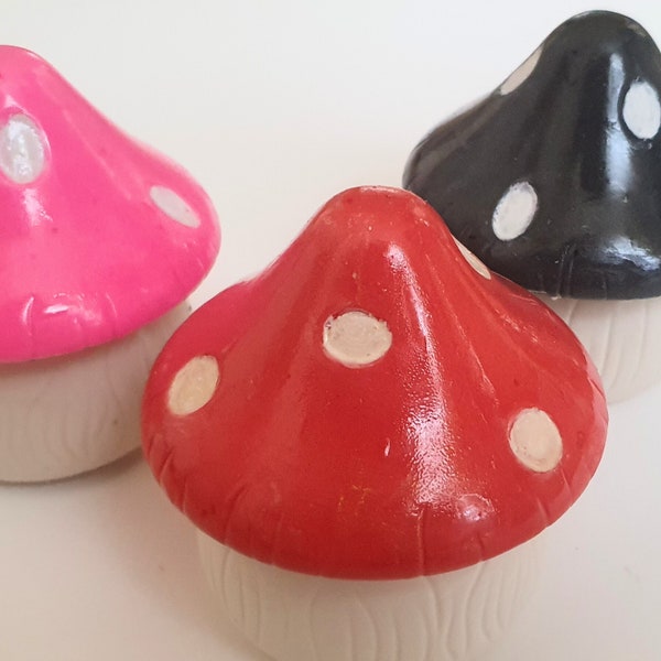 Mushroom Trinket Box, Pastel Goth Bedroom Decor, Halloween Jewellery Storage, Witchy Crystal Holder, Wax Melts Present, Gifts for Teens.