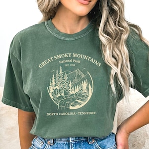 Great Smoky Mountains National Park Shirt, Comfort Colors®, Vintage Graphic, National Park Tee, Gatlinburg Tennesse, Travel Adventure Hiking