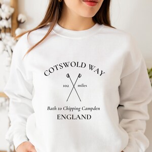 Cotswold Way Sweater, England Hiking Sweatshirt, Unisex Pullover, Cotswold Way Souvenir, Hike Chipping Campden to Bath