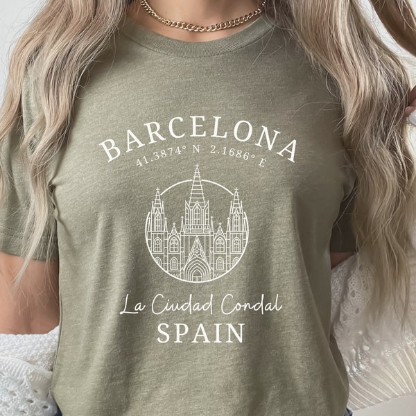 Barcelona Shirt • Sagrada Familia • Barcelona Trip Tshirt • Barcelona Gift • Spain Vacation • Barcelona T-shirt