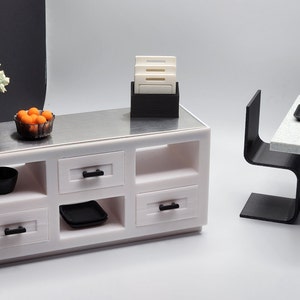 Miniature Kitchen Island (1:12)