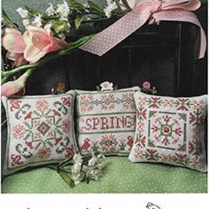 Primavera en la plaza - ScissorTail Designs